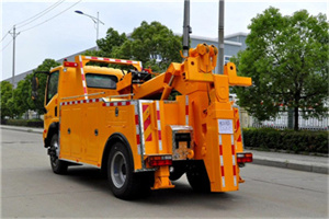 福泉高速路拖车费